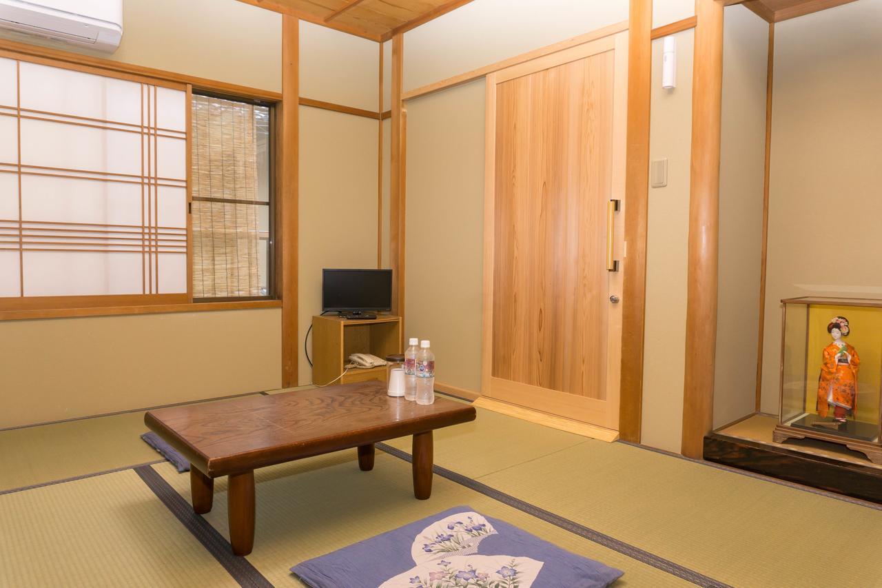 Ryokan Hinomoto Kyoto Kawaramachi Quioto Exterior foto
