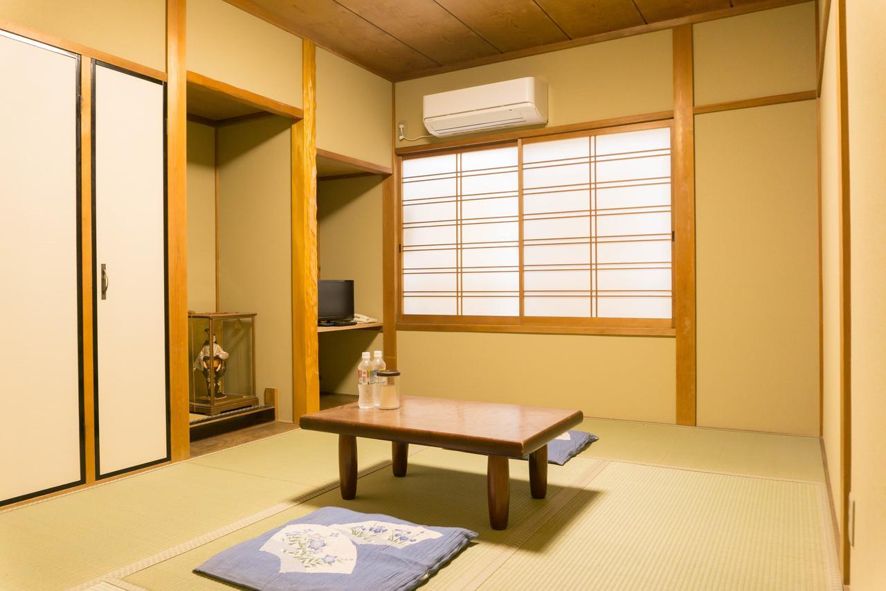 Ryokan Hinomoto Kyoto Kawaramachi Quioto Exterior foto