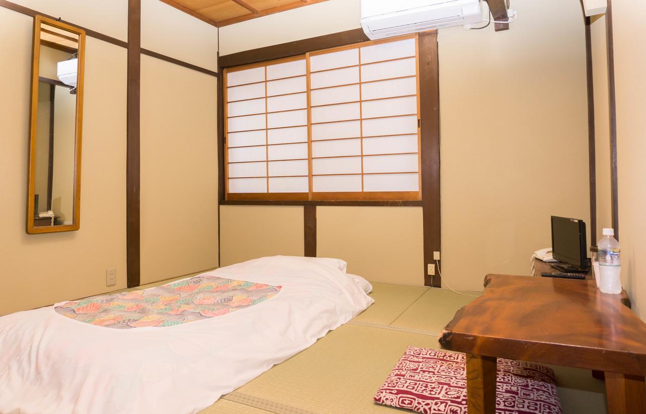 Ryokan Hinomoto Kyoto Kawaramachi Quioto Exterior foto